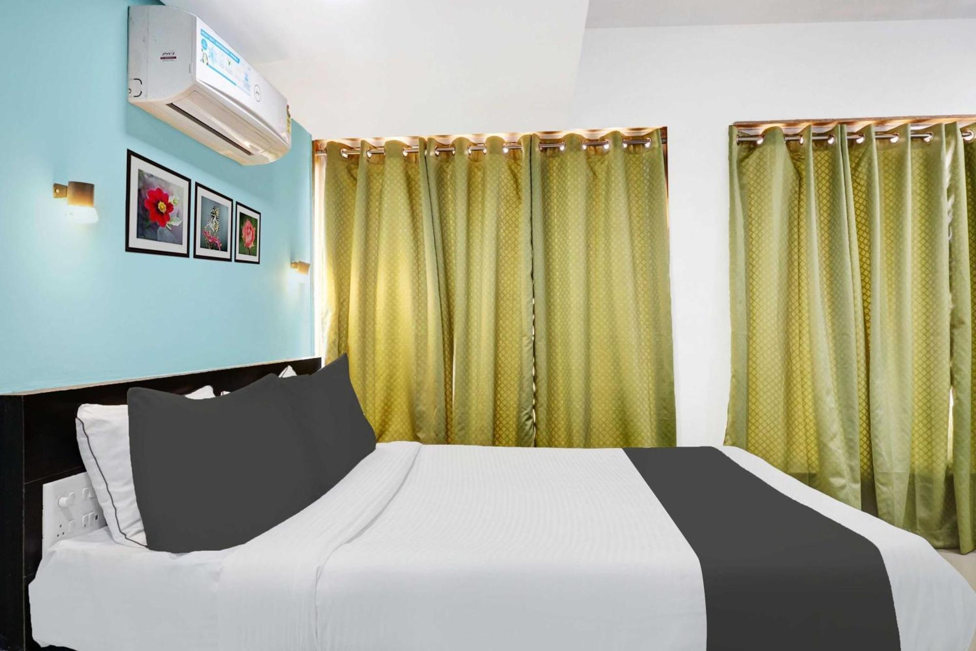 Super Aarambh Exotica Hotel Meribel Village Bagian luar foto